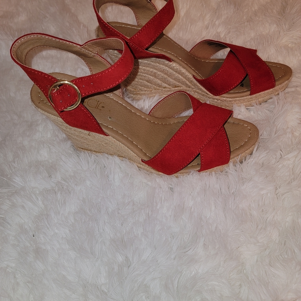 Wedges - Picture 3 of 6